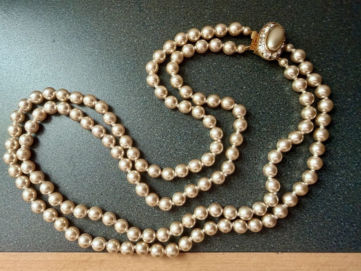 Ketten: Vintage Doppelte Perlenkette, Strassverschluss – Gebraucht aus Lamone von LaCantinaMagica 2
