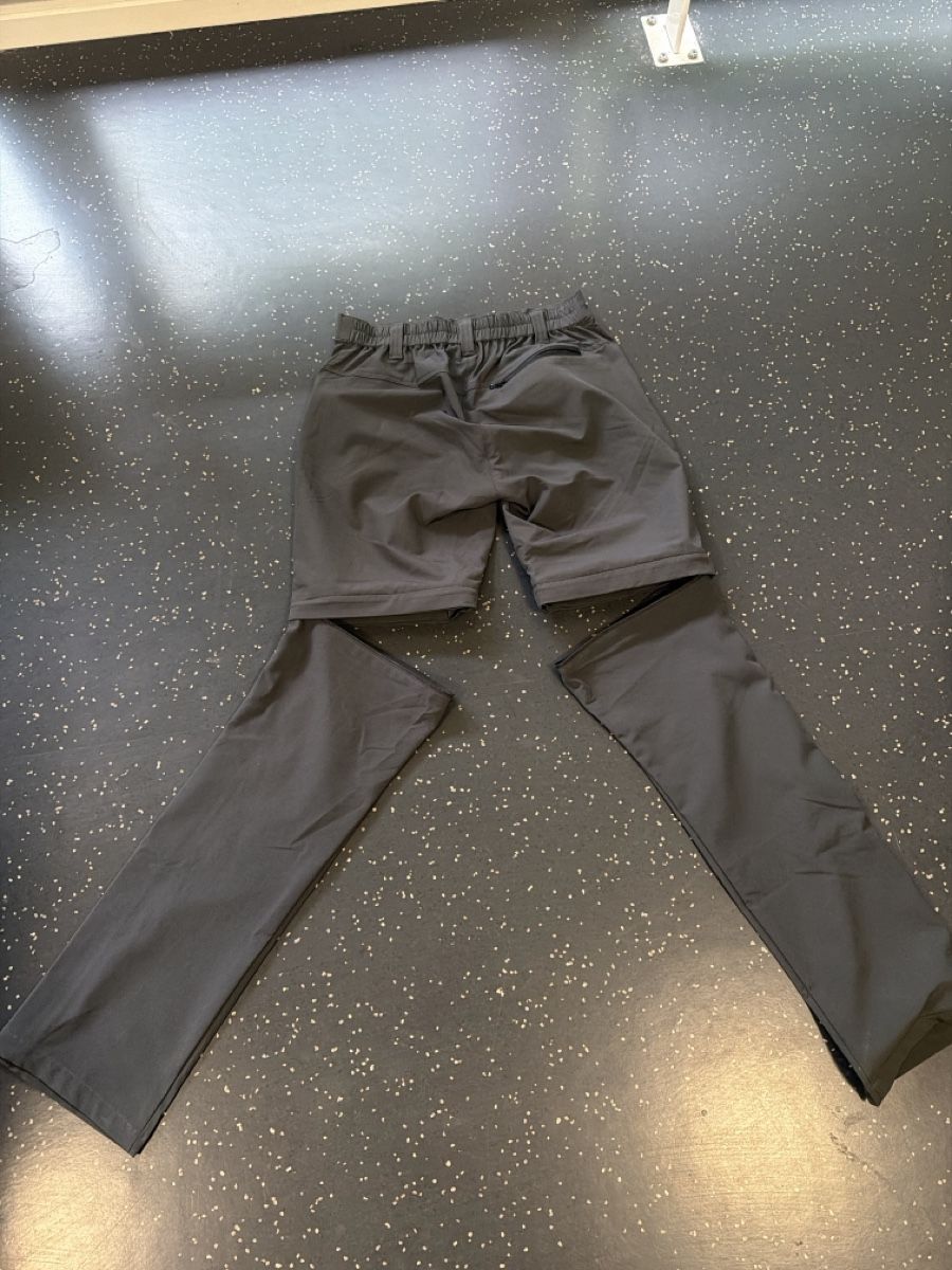 46 Nord Pantaloni: 46 Nord Convertible Hiking Pants – Usato da Bern venduto da dem_7d5z 1