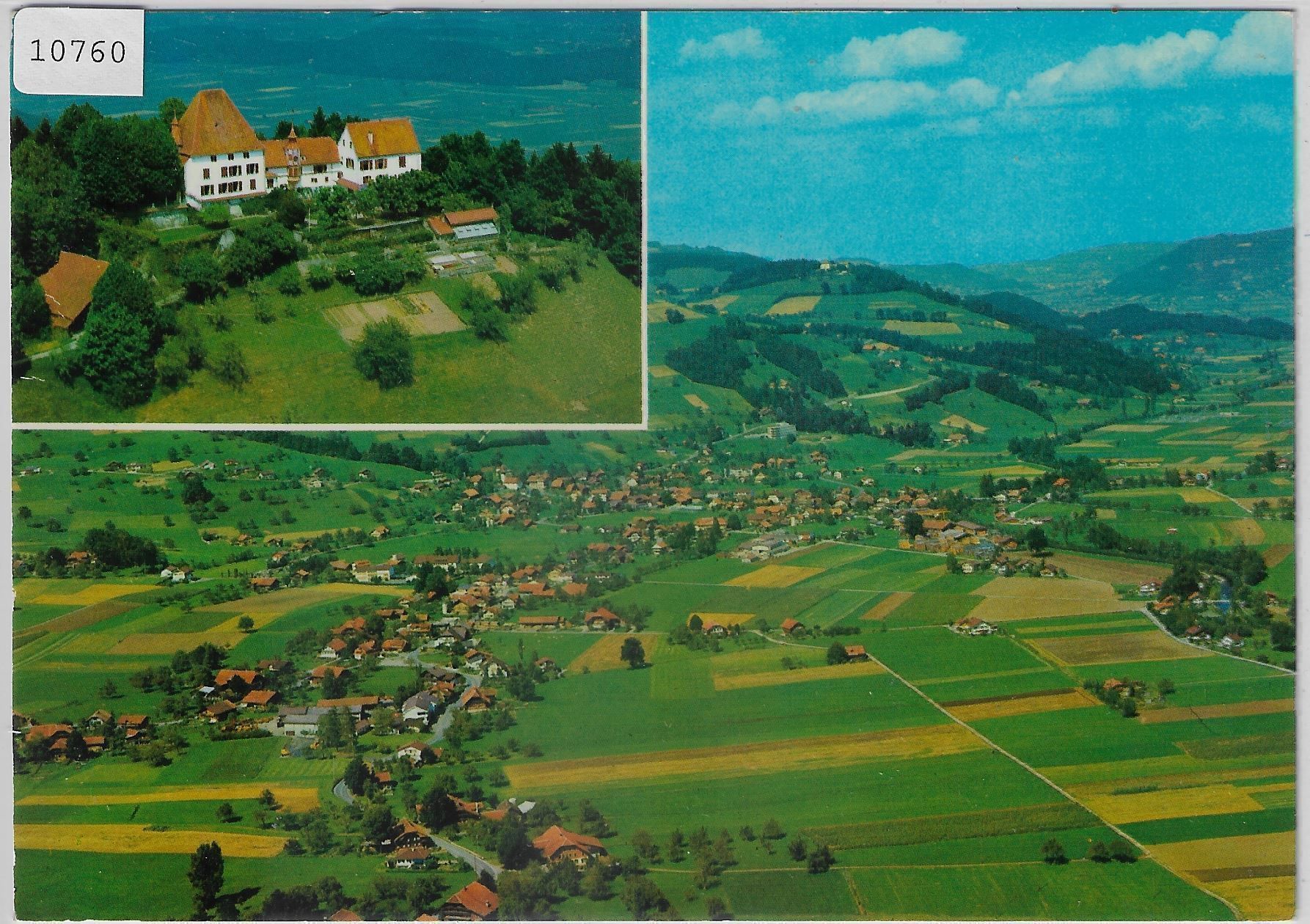 Cartoline postali: Flugaufnahme Wattenwil BE mit Schloss – Antico da Ettingen venduto da Kartenplanet