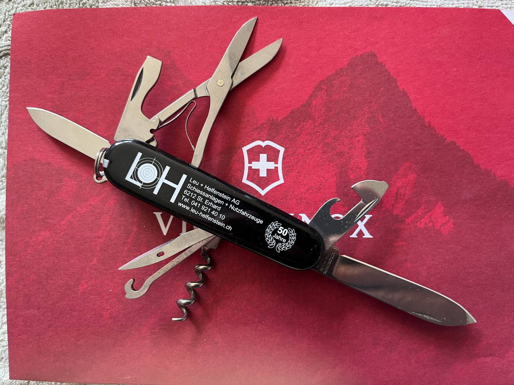 Victorinox Couteaux de poche: Victorinox mit Werbung – Neuf (Voir description) à Dintikon par Redgar58 2