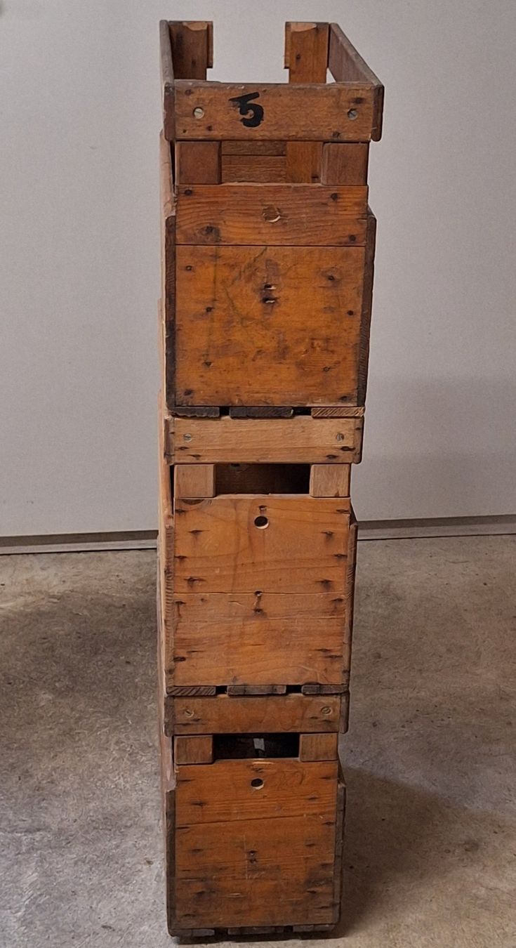 Casse di vino e birra: Bierharassen Eichhof 3 Stk. ca. 1960 – Usato da Sempach Station venduto da odilre 2