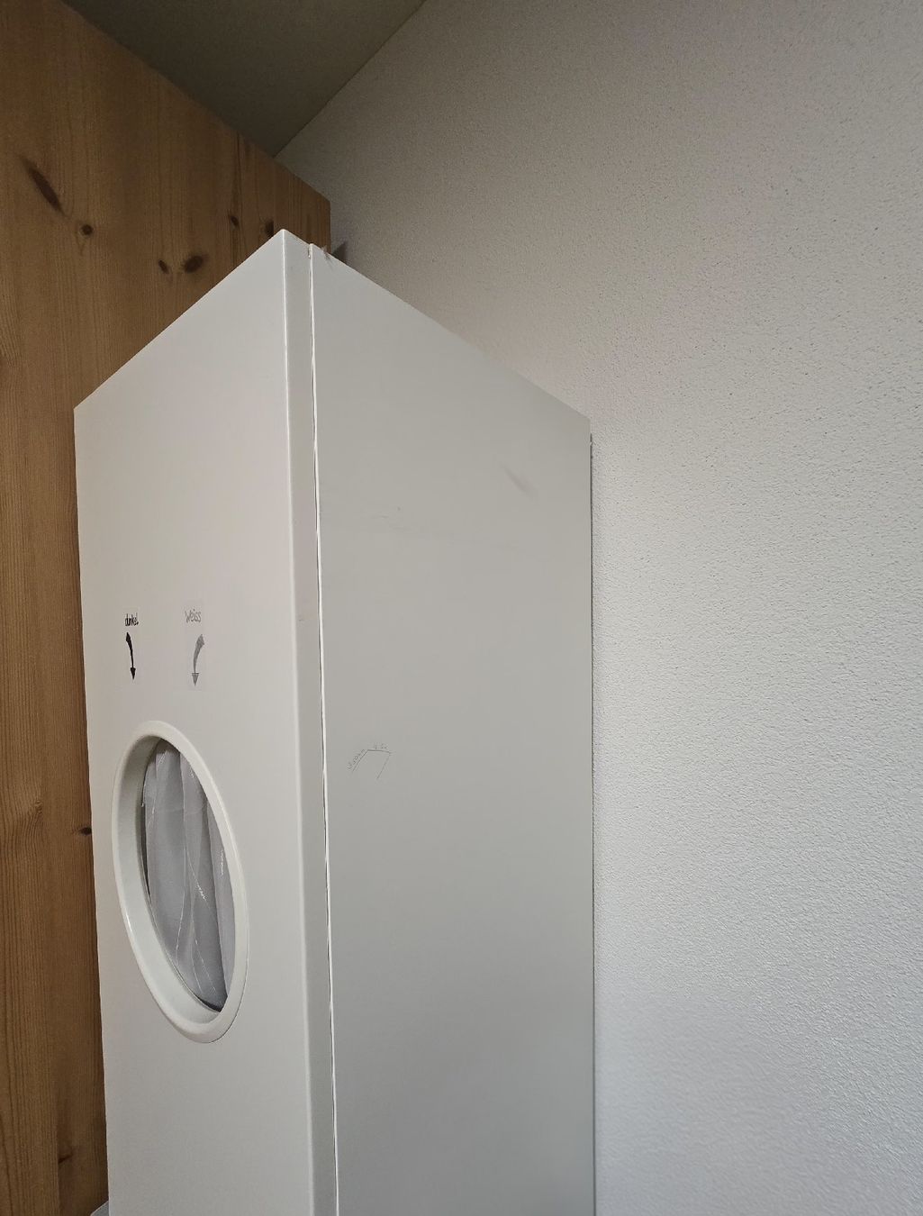 Schränke: Wäscheschrank Ikea – Gebraucht aus Zürich von sapta15 1