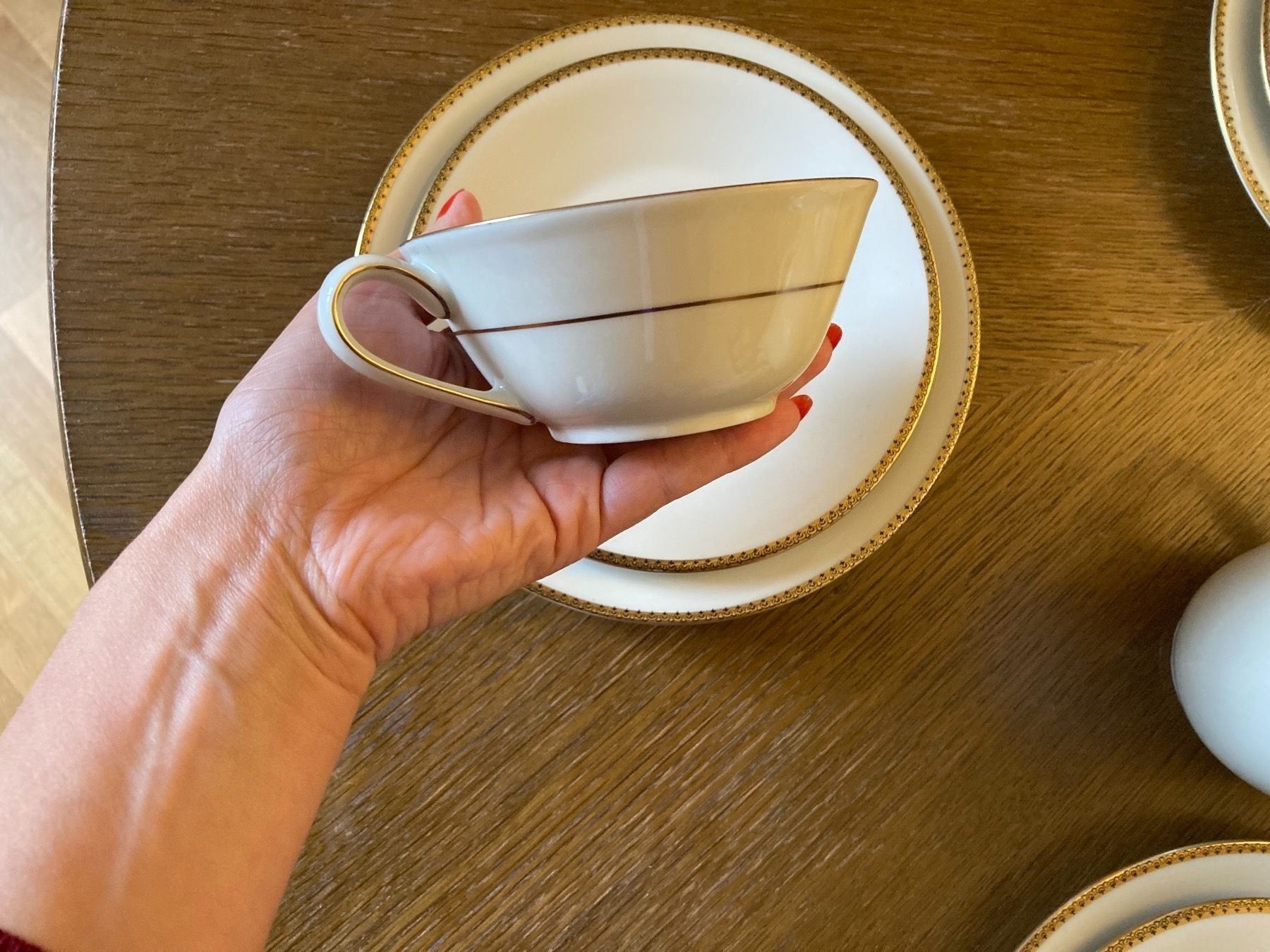 Set di piatti: Geschirrset Langenthal, vintage, 22-teilig – Usato da Luzern venduto da AM2nd 2