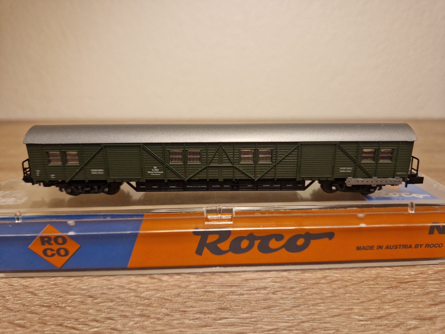 Roco Modelleisenbahnen: Roco N 02371A Gepäckwagen DB – Gebraucht aus St-Aubin-Sauges von tantome 1