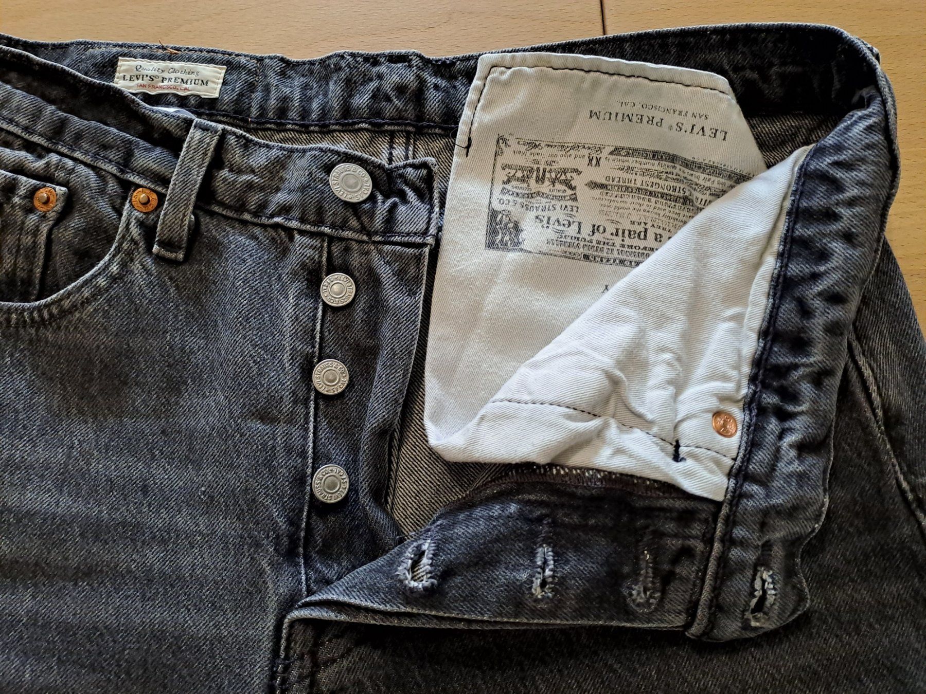 Levi's Jeans: Levis 501 Skinny W30 L32 – Gebraucht aus Meyrin von dijin 7