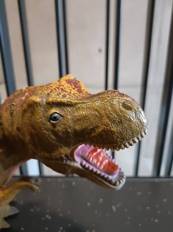 Statuette: Ein Dino aus Gummi ? – Usato da Mönchaltorf venduto da vernise25