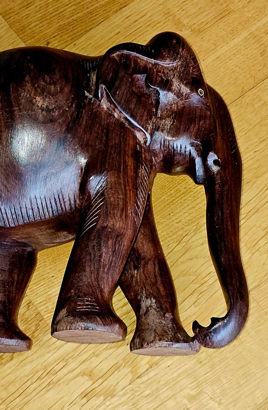 Statuette: Holz Elefant  Tierfigur, Handarbeit ! – Usato da Kreuzlingen venduto da UAE 2