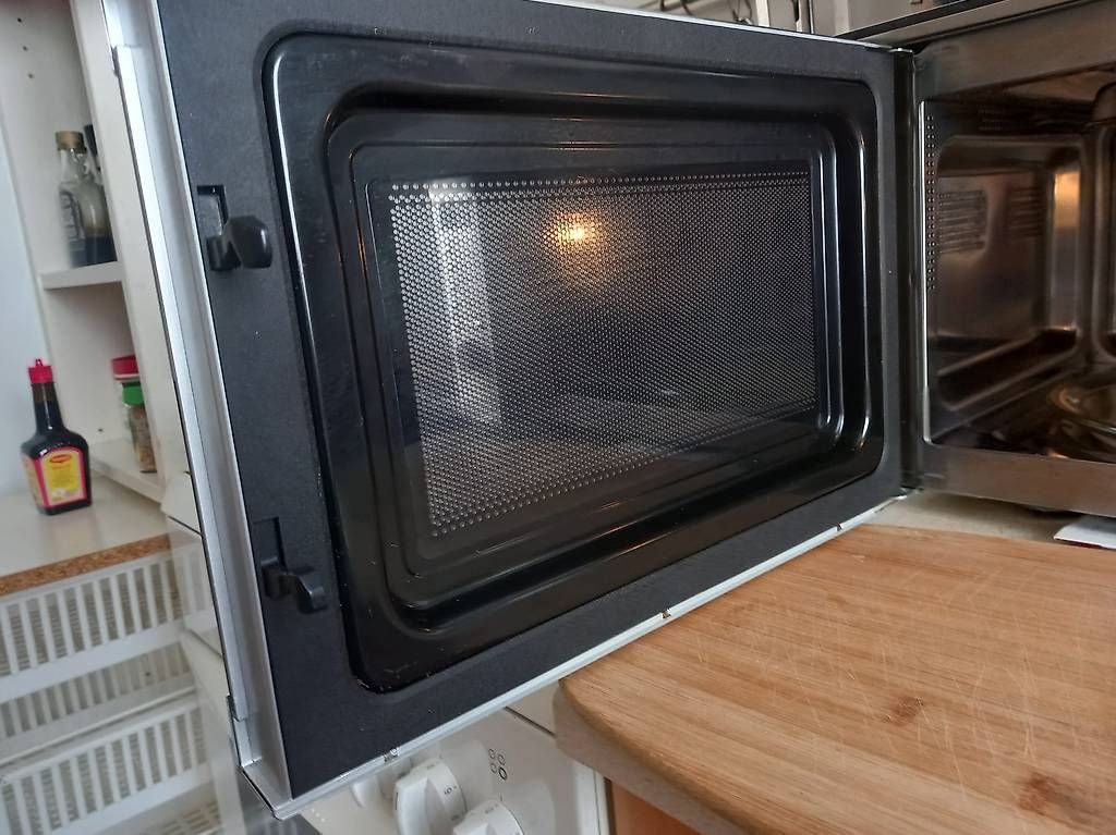 Appareils de cuisine: Microwellen Ofen – D'occasion à Rorschach par rumpelschtiltz 2