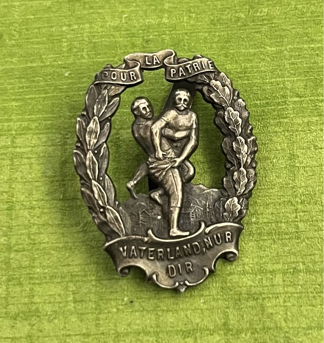 Placchette & Badge: Vaterland nur dir Abzeichen – Usato da Itingen venduto da Bebbi6569