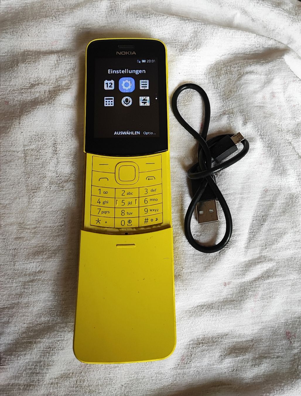 Nokia Handys / Smartphones: Nokia 8110 4G – Gebraucht aus Zollikofen von zar_j67f 5