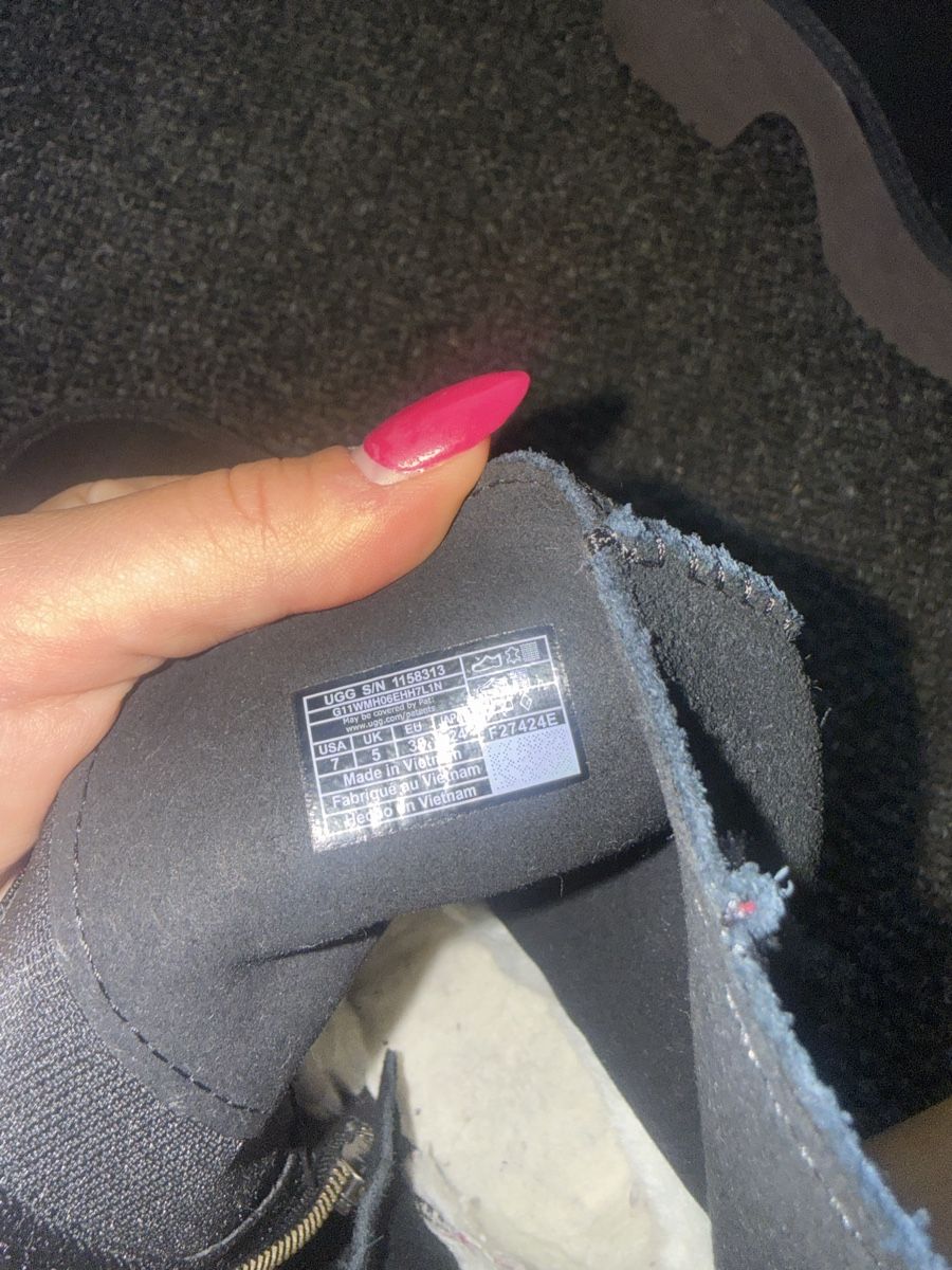 Ugg Scarpe da donna: UGG Schuhe – Nuovo (secondo la descrizione) da Erlenbach ZH venduto da ros_s9hz 3