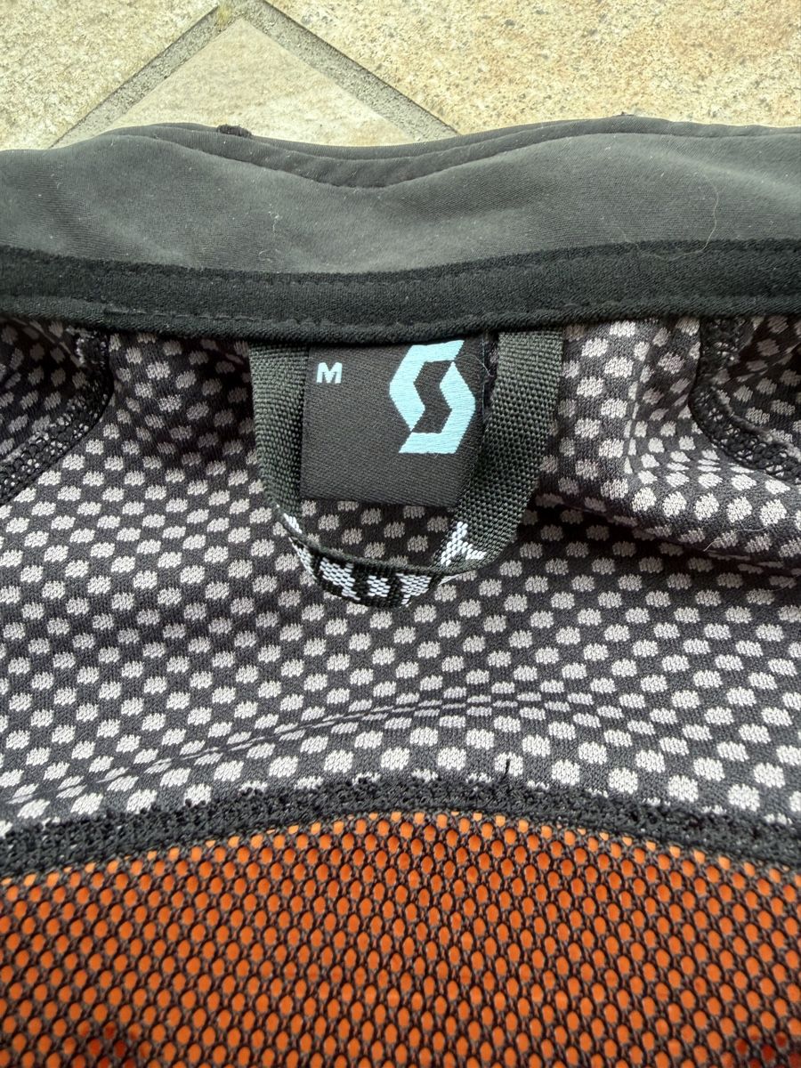 Protezioni & Imbottiture: Scott Protect Vest Soft Actifit Gr M Protektorweste Bikerwes – Usato da steffisburg venduto da releve 4