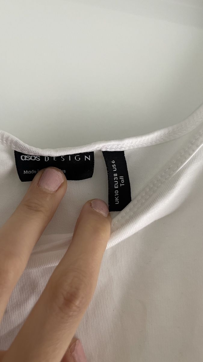 Asos Top: ASOS Top Weiss – Nuovo (secondo la descrizione) da Lausen venduto da sim_hgp6 2