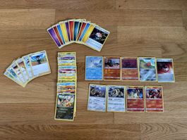 Pokémon Sammelkarten Konvolut à 40 Karten inkl. Holo und ⭐️
