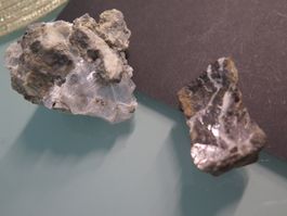 2 Stufen, Zinkblende und "Marienglas" beide zus. ca. 225 gr.