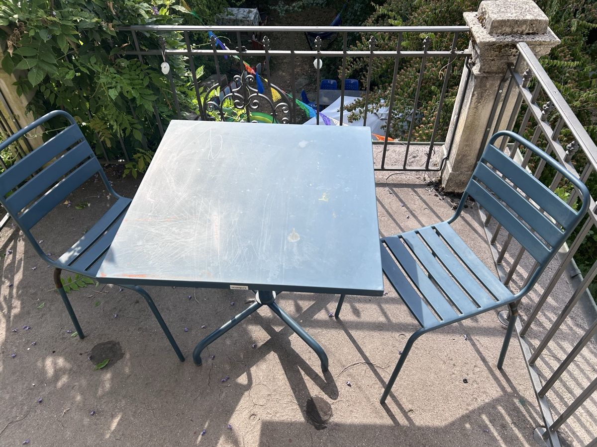 Tavoli: Acamp Gartentisch quadratisch mit 2 Stühlen, gebraucht  – Usato da Bern venduto da Gflo 1