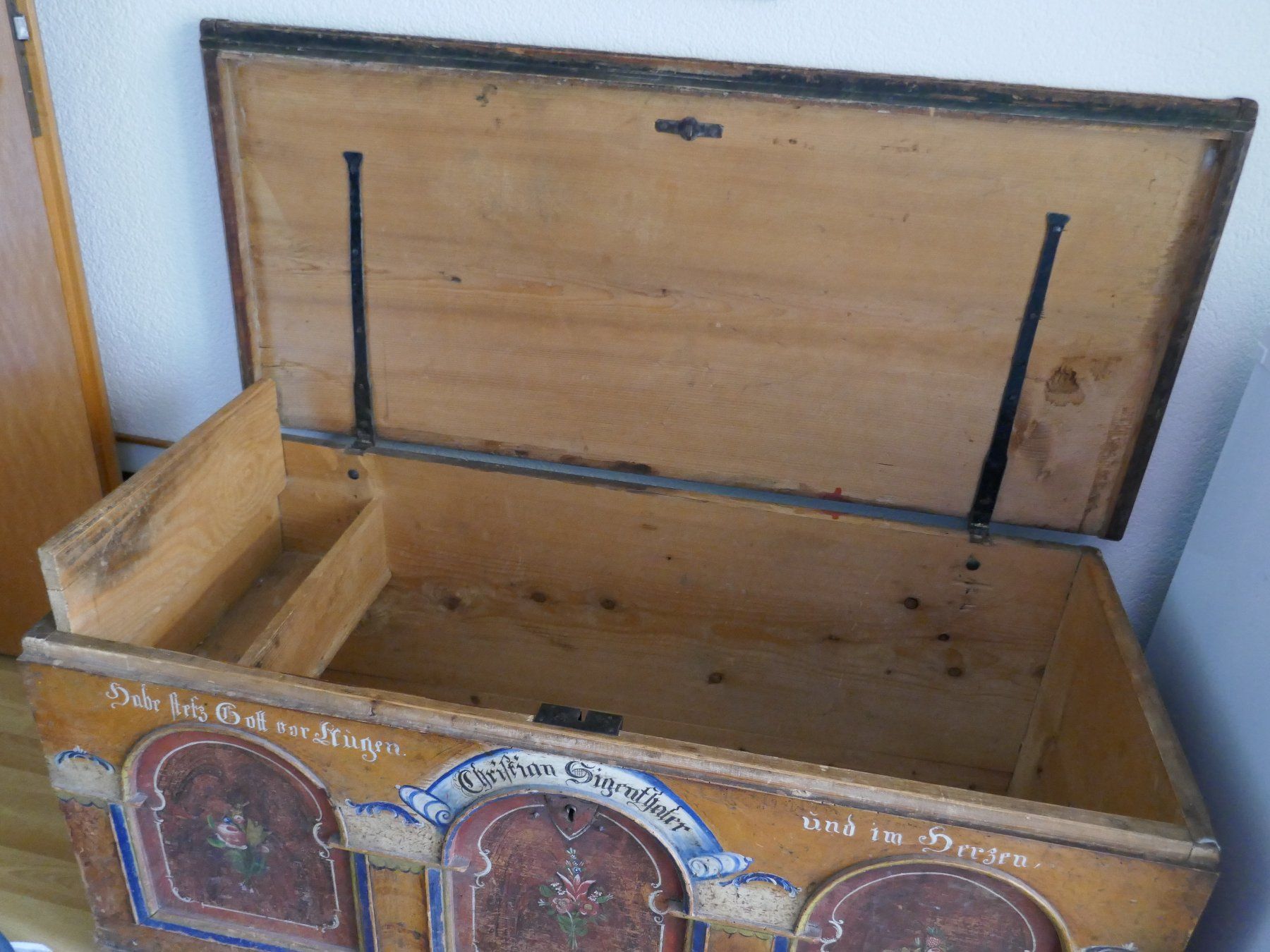 Cassapanche: Antike Truhe – Usato da Hirschthal venduto da JOKIMO 3