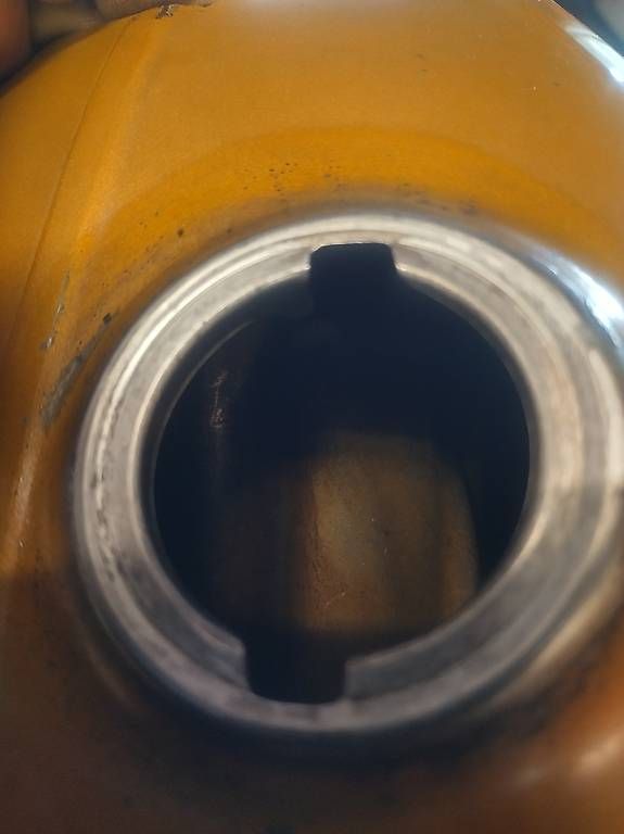 Accessori per altri veicoli: Honda cb 125 s tank – Usato da Schattdorf venduto da gislerurs 1