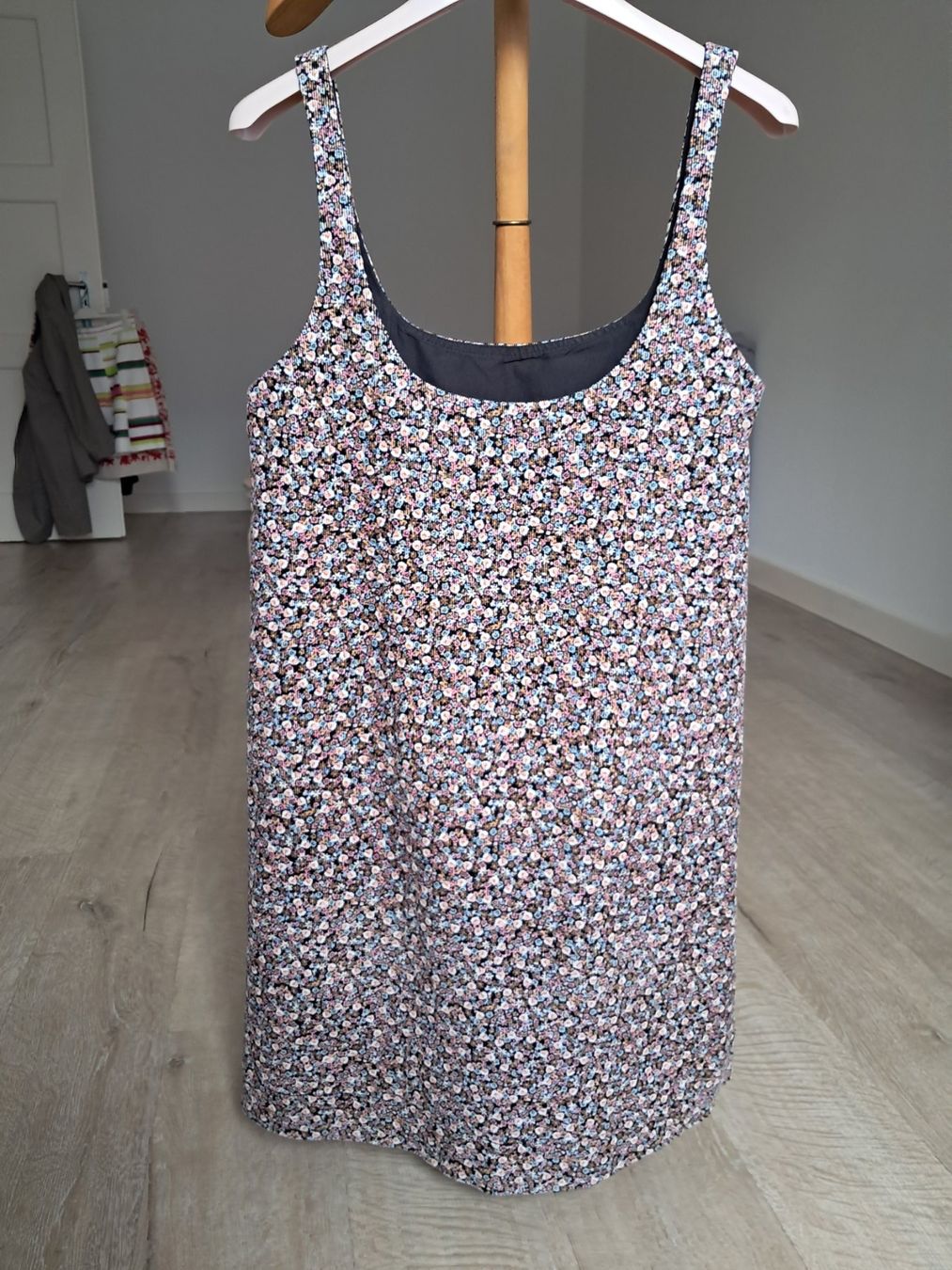 H&M Vestiti: Mini-Kleid mit Blumenmuster von H&M, XS – Usato da Basel venduto da liz_nqr9 2