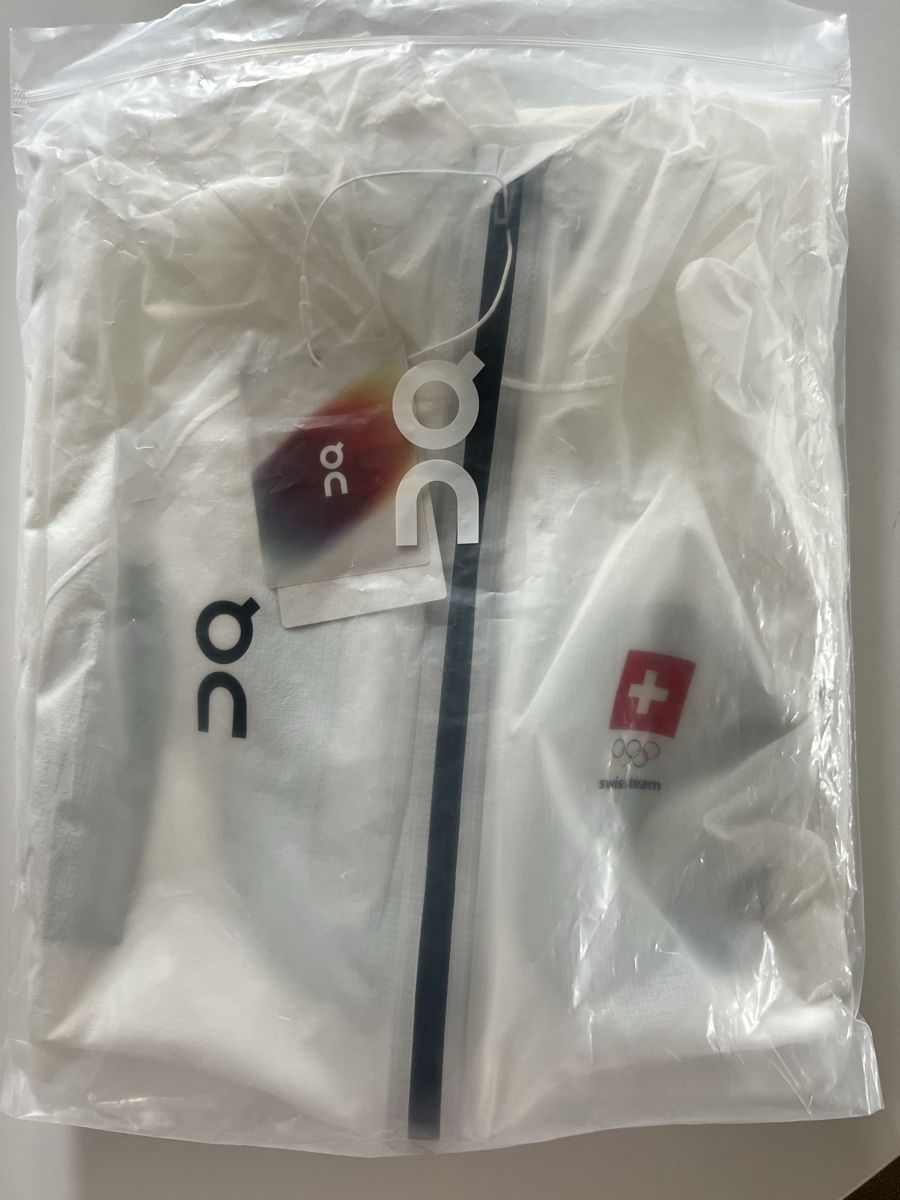 Jacken: On Windjacke – Neu und originalverpackt aus Zürich von caro.ha.