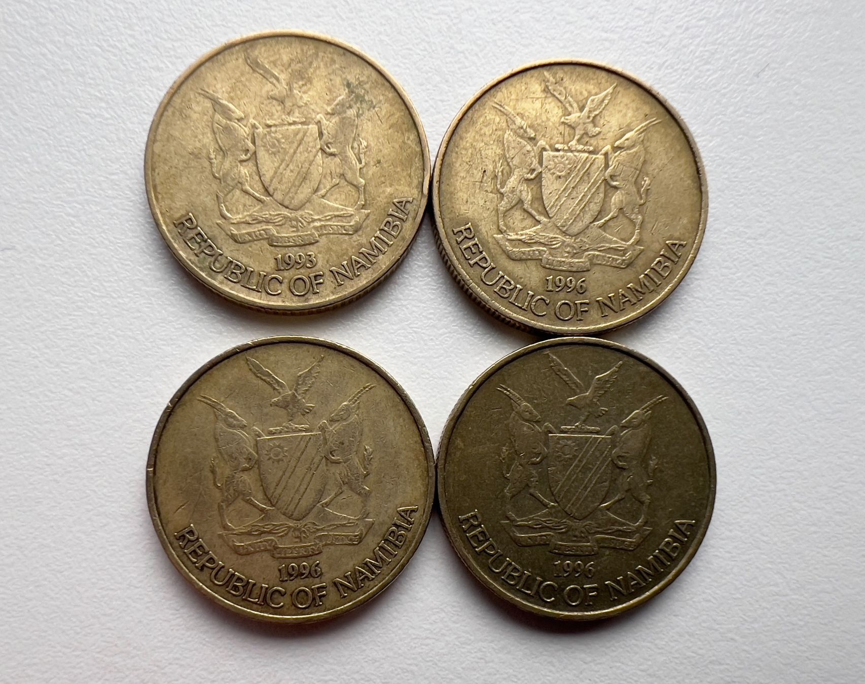 Tutti le monete: Namibia 4x 1 Dollar 1993-1996 – Usato da Adliswil venduto da 0ml4t 1