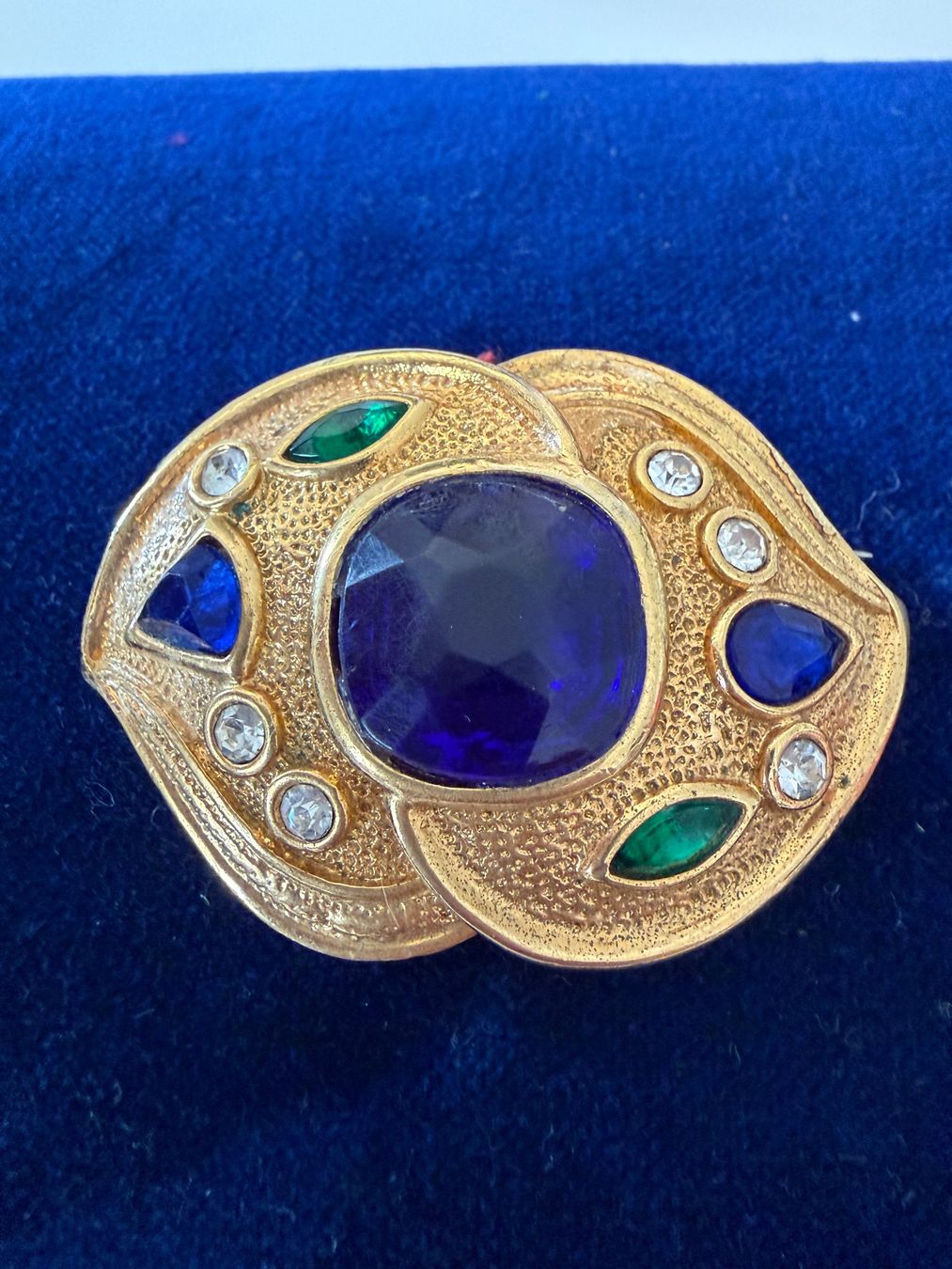 Broschen & Nadeln: Vintage Statement Brosche Goldfarben Blau Gripoix St – Gebraucht aus Walchwil von Maxana 1