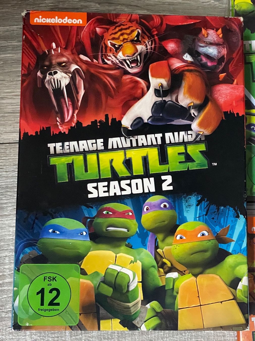 Tutti i DVDs: Turtles Teenage Mutant Ninja – Usato da Muri b. Bern venduto da AdidasCollector 2