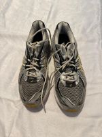 ASICS Laufschuhe Gr. 49