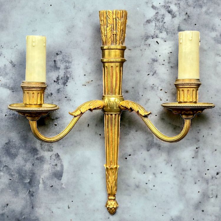 Applique Ancienne En Bronze Doré – XXe Siècle – Objet Décoratif Et De Vitrine