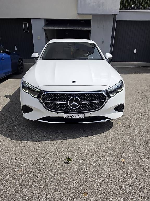 Autos: Mercedes E220D / W214 / Verhandelbar – D'occasion à Wil SG par Den_bz69 1