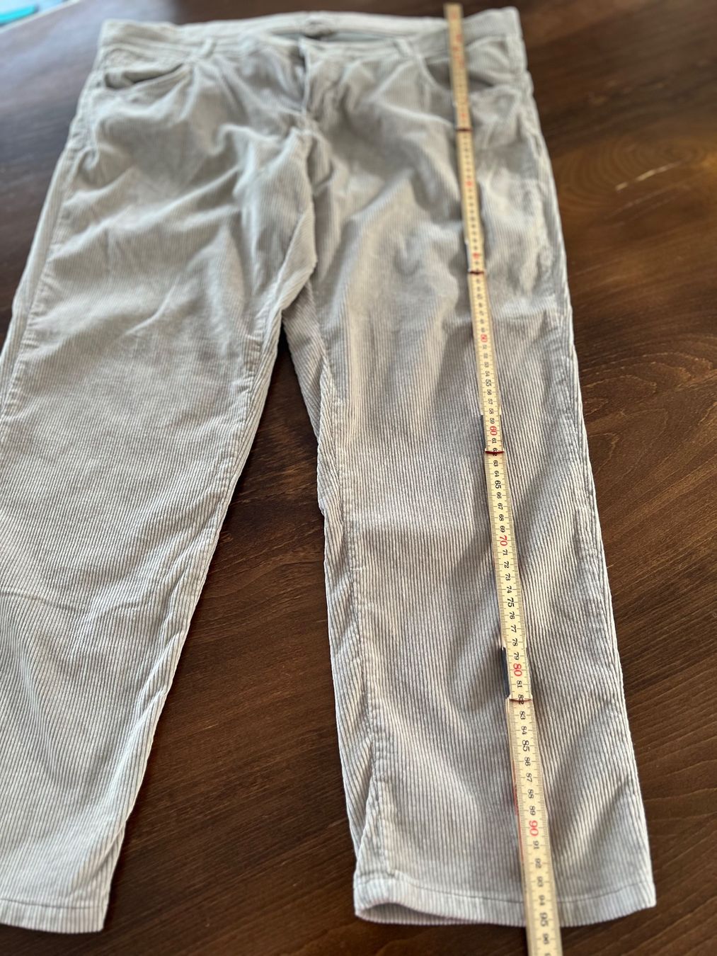 Angels Pantaloni: Angels- Cordhose beige Gr. 42 – Usato da Ebmatingen venduto da Mistelu 1