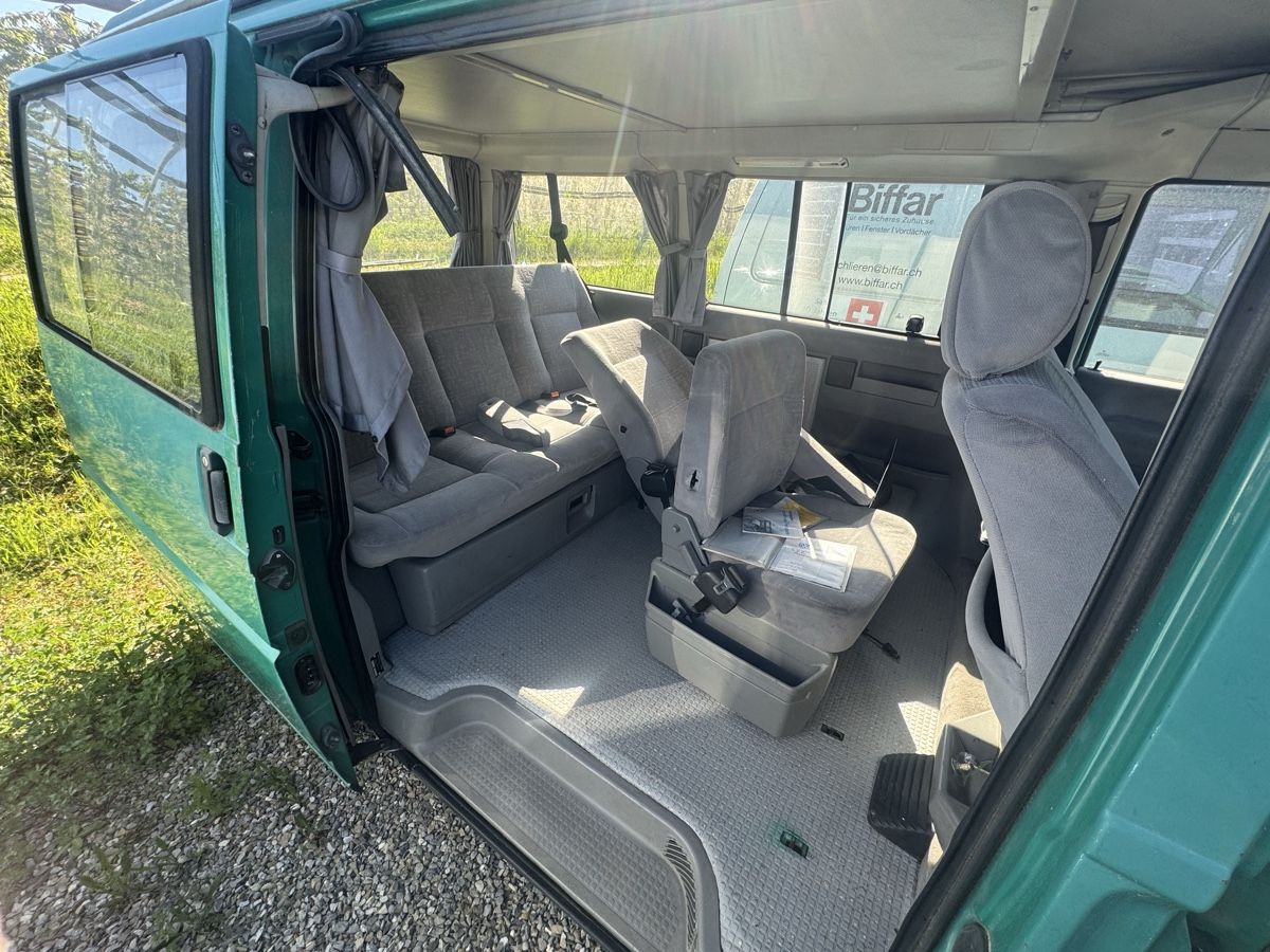 VW Automobili: VW T4 Aufstelldach Multivan Diesel 2.5 – Usato da Täuffelen venduto da auto-neff 6