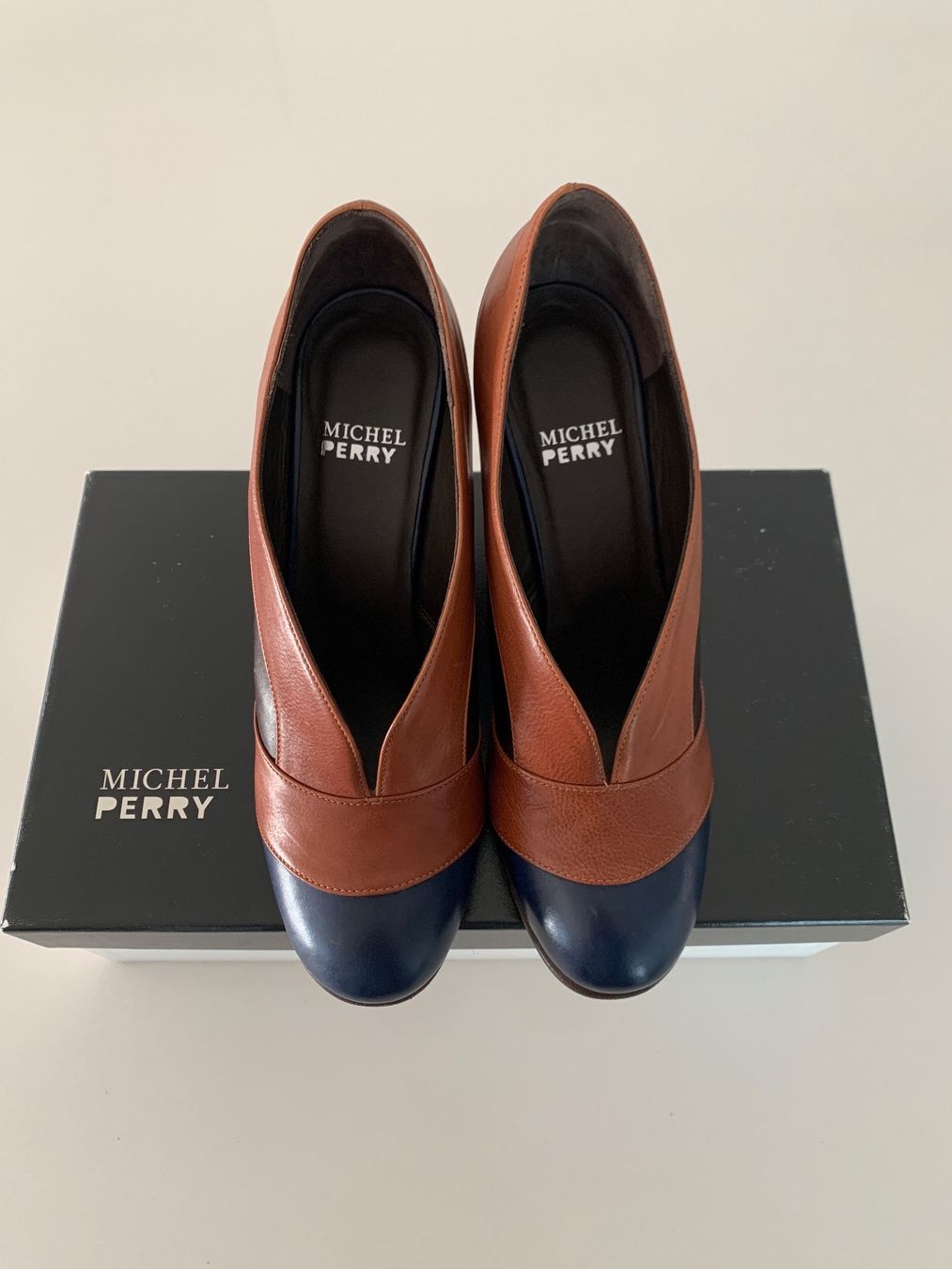 Damenschuhe: MICHEL PERRY escarpins 35,5 – Gebraucht aus Morges von Imade1 5