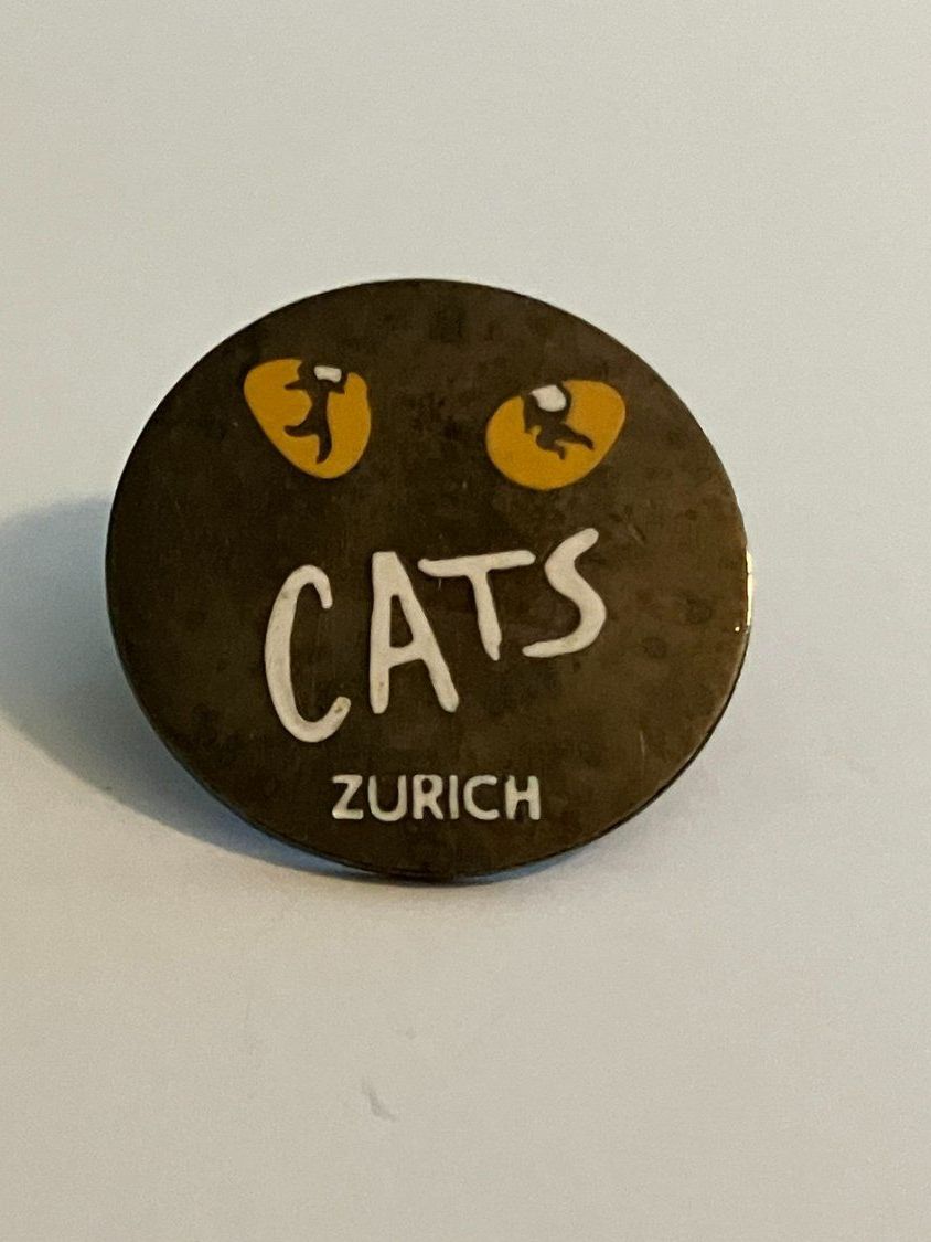 Placchette & Badge: 1 Pin Cats Zürich – Usato da Basel venduto da djwwpp