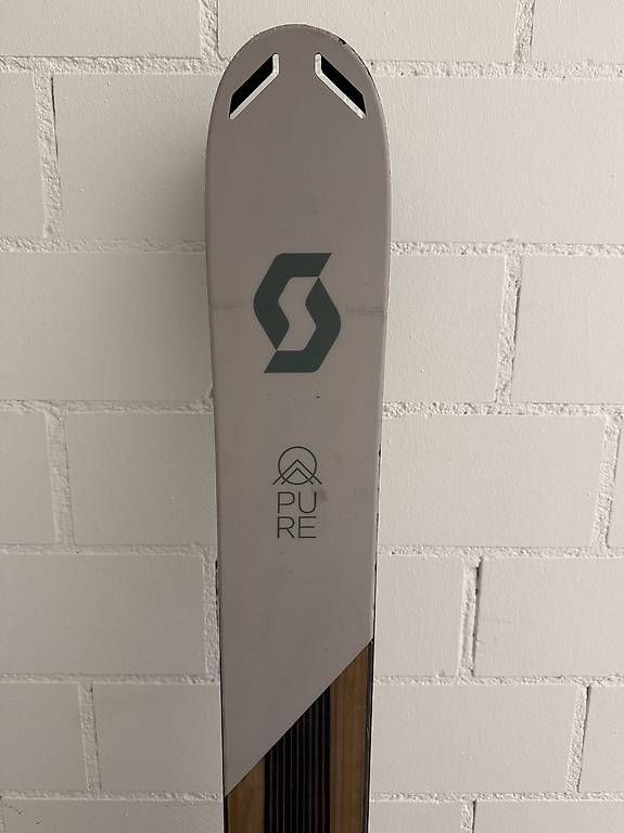 Skis: Scott Pure 98 – Gebraucht aus Luzern von noa_5vrr 2