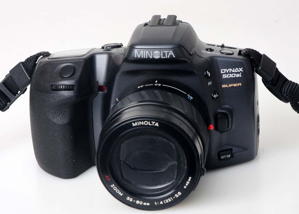 Minolta Dynax 500si 35mm AF SLR + 35-70mm f3.5-4.5 AF Zoom (Sony A