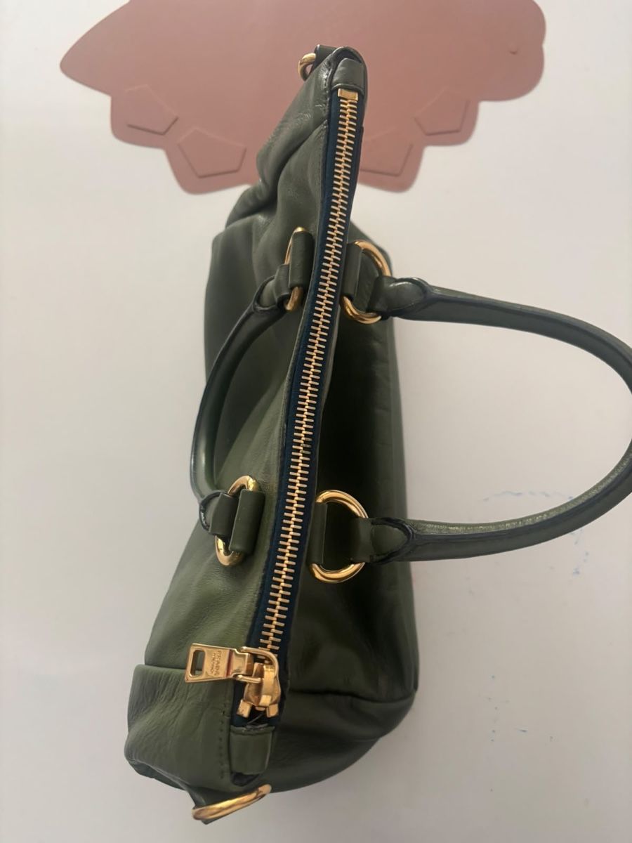 Prada Sacs femmes: Prada Tasche – D'occasion à Ebikon par loy_wjg6 7