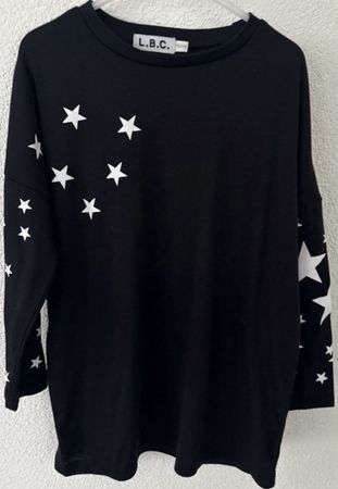 Schwarzes LBC Shirt mit Sternen, Grösse 110/116 Top!