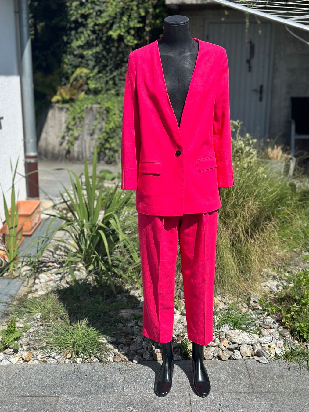 Mango Completi & Tailleur: Fuksia Hosenanzug Gr. M – Usato da Zufikon venduto da Modestil365 1