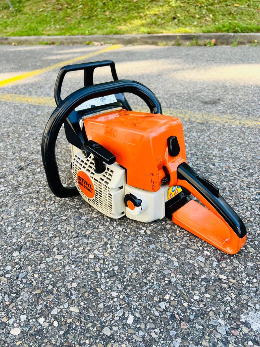 Stihl Seghe: Motorsäge Stihl MS 260 C – Usato da Urdorf venduto da mas_5wfz 2