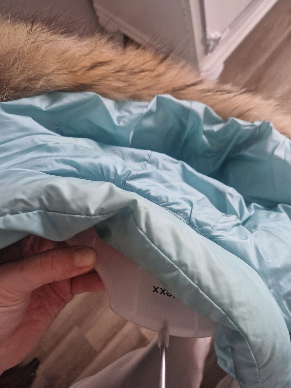 Giacche: Winterjacke mit Echtpelz, hellblau, Grösse  S – Usato da Riken AG venduto da cha_2svd 4