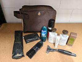 emirates amenity KIT Kulturtasche