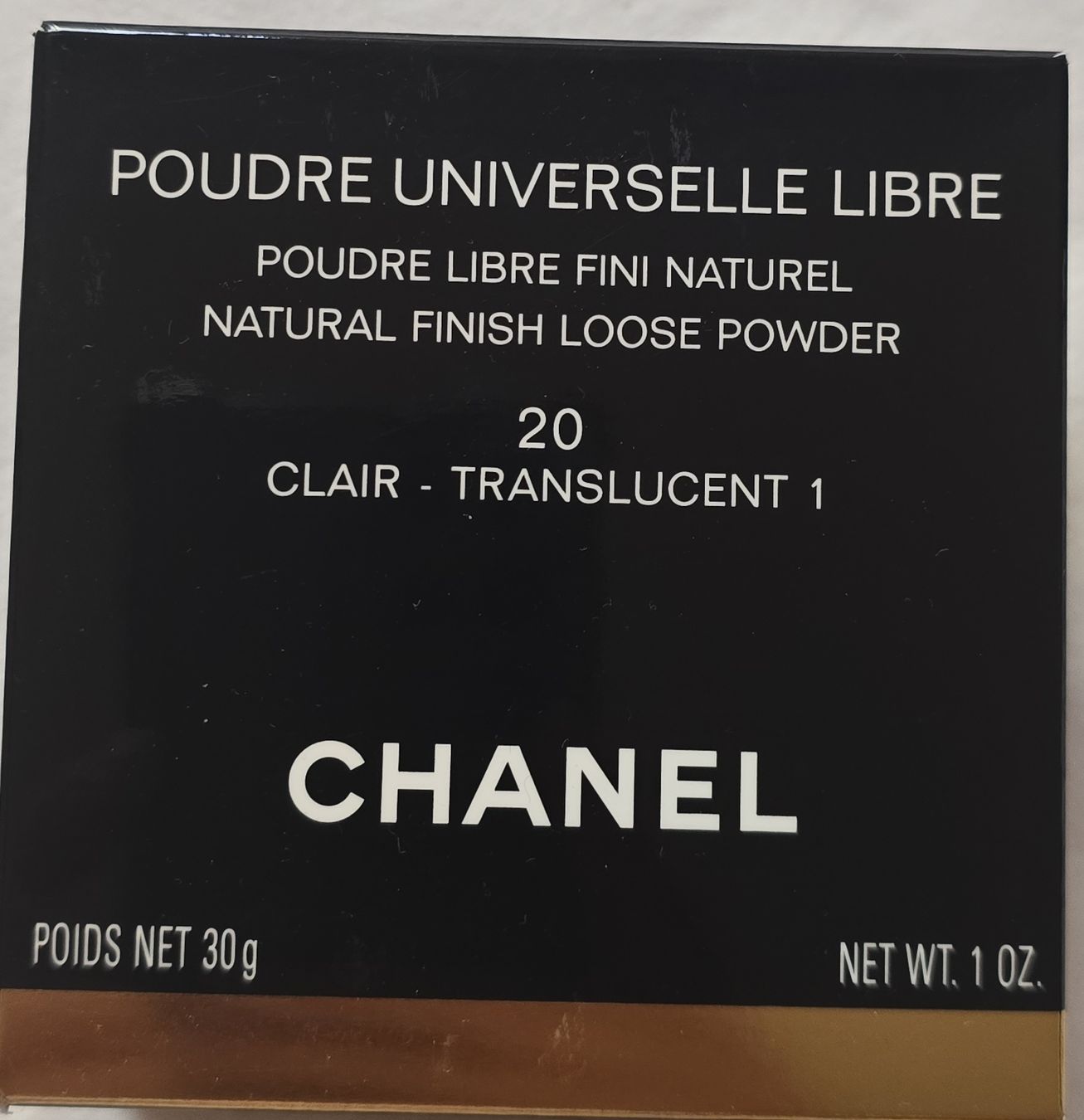 Chanel Make-up: Poudre Universelle Libre Chanel 20 Clair Translucent – Neu und originalverpackt aus Martigny von zin_y9tt