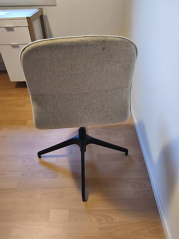 Scrivanie: Kinder Bürotisch – Usato da Nebikon venduto da Travis8 1