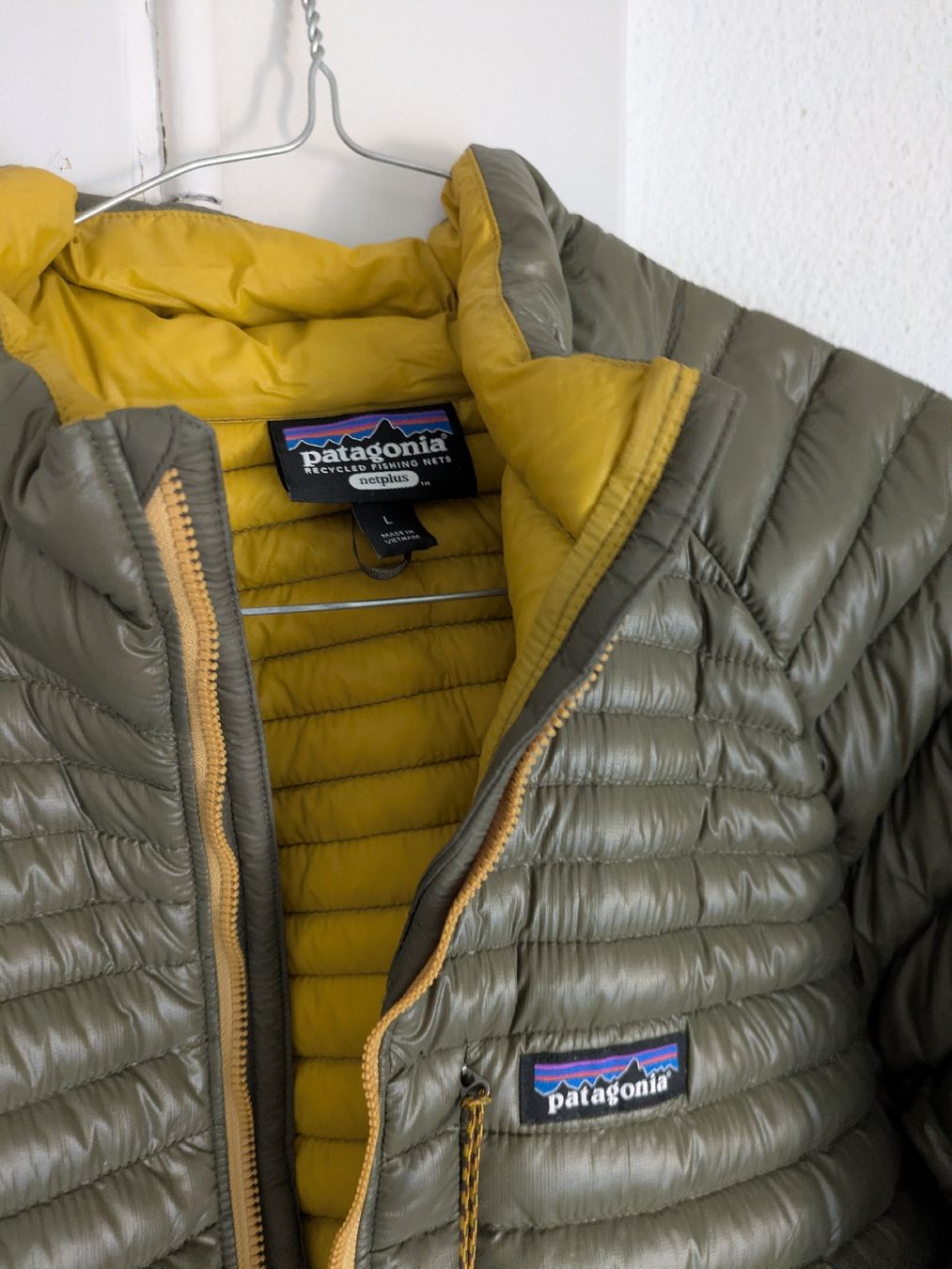 Patagonia Jacken: Patagonia Down Jacket Green / Gold Size L – Neu (gemäss Beschreibung) aus Giubiasco von vscott12 1