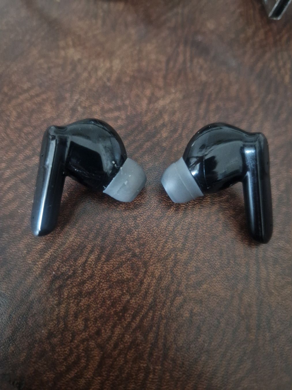 Casques audio: Bluetooth Kopfhörer – D'occasion à Lyss par Leila223 1