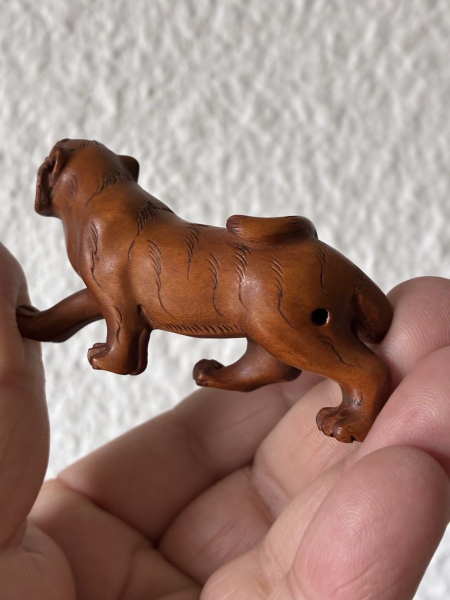 Statuette: Japon netsuke en bois de buis,objet traditionnel – Usato da St-Aubin-Sauges venduto da asianart 3