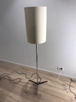 Elegante Design Stehleuchte von Staff 60er Jahre Neu bezogen