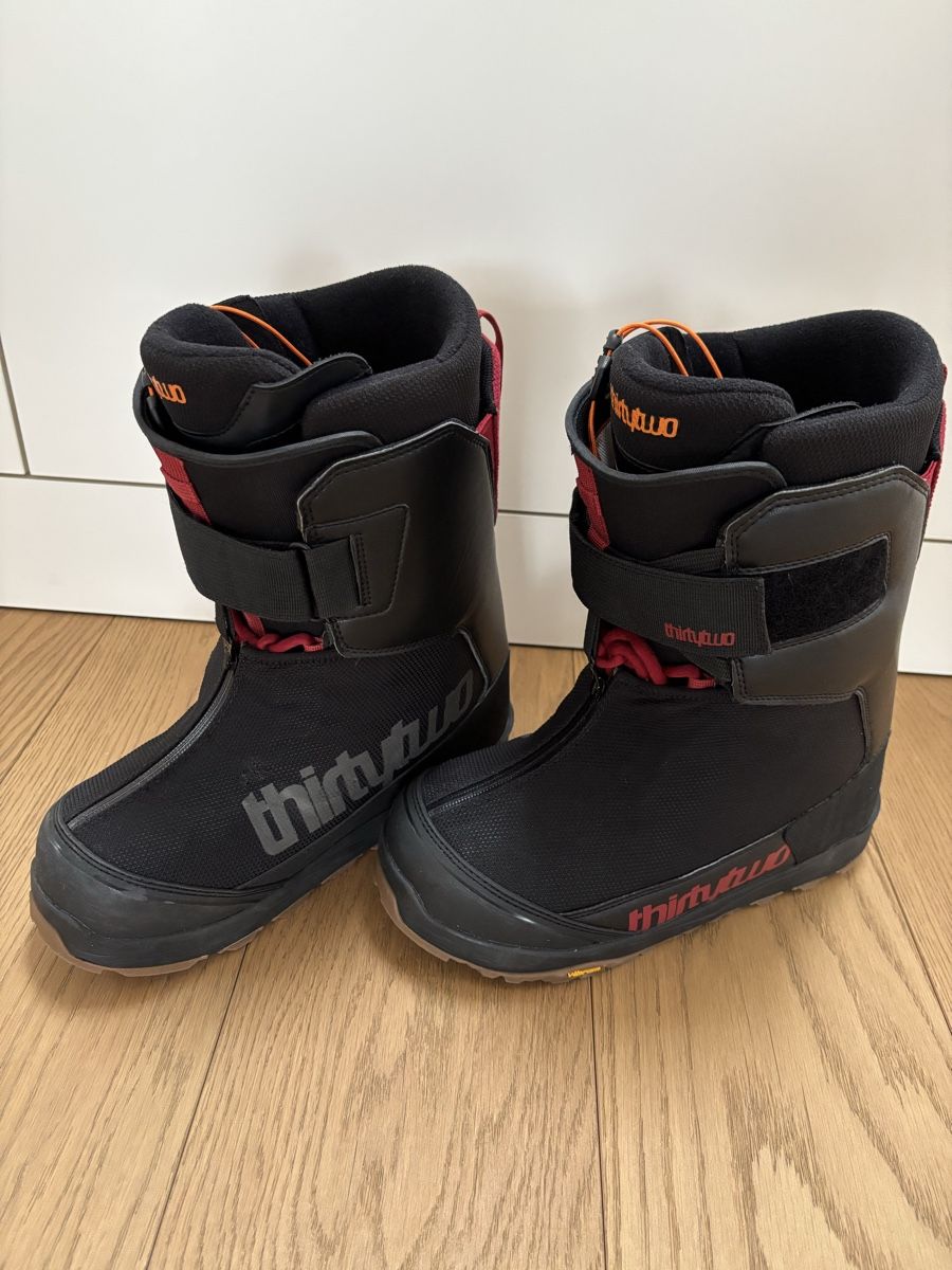 Jones Scarpe da uomo: Snowboard Boots Thirtytwo-TM2 Jones – Usato da Widnau venduto da mar_kh2d 2