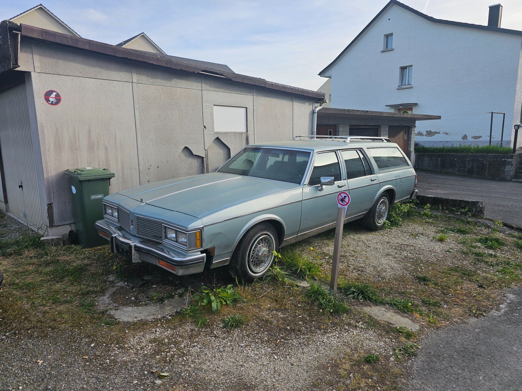 Oldsmobile Automobili: Oldsmobile Custom Cruiser, aus erster Hand. – Difettoso da Meisterschwanden venduto da Luluku 2